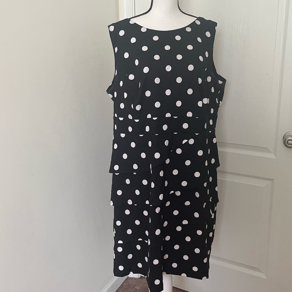 Connected Woman 20W polka dot cocktail dress sleeveless black white plus sized